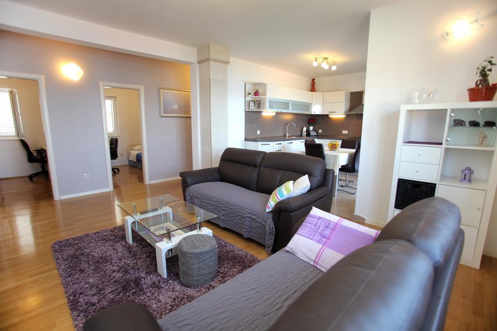 Cvita Apartments 트로기르 객실 사진