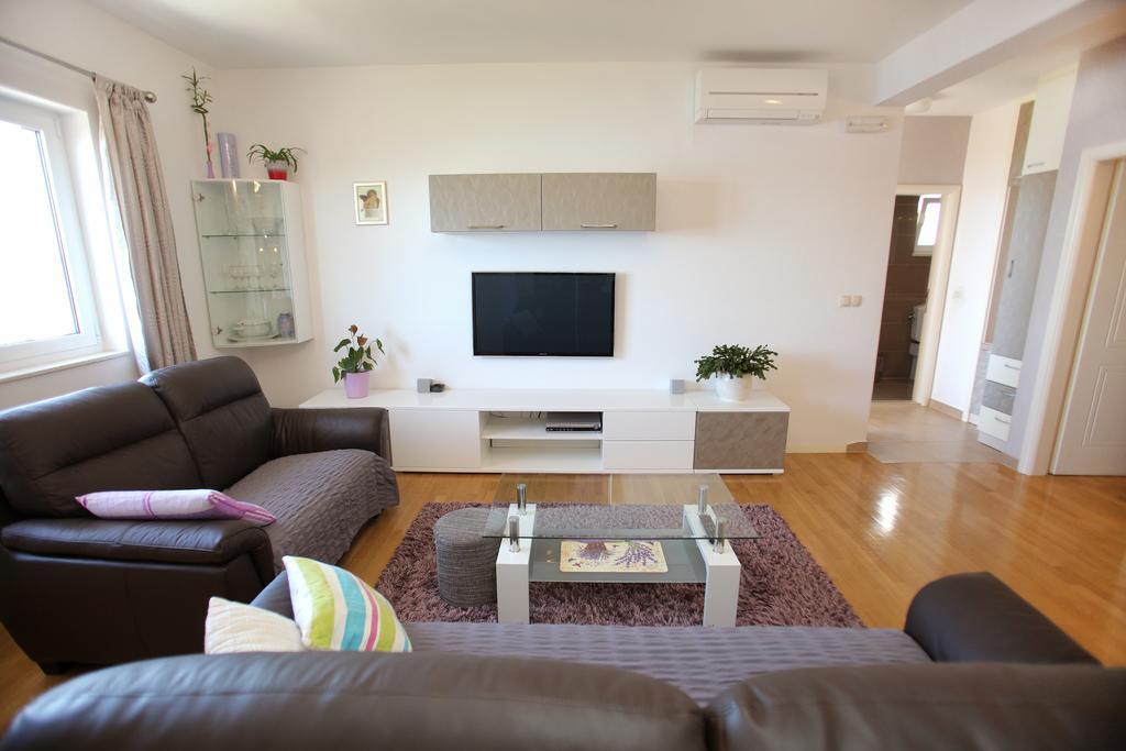 Cvita Apartments 트로기르 객실 사진